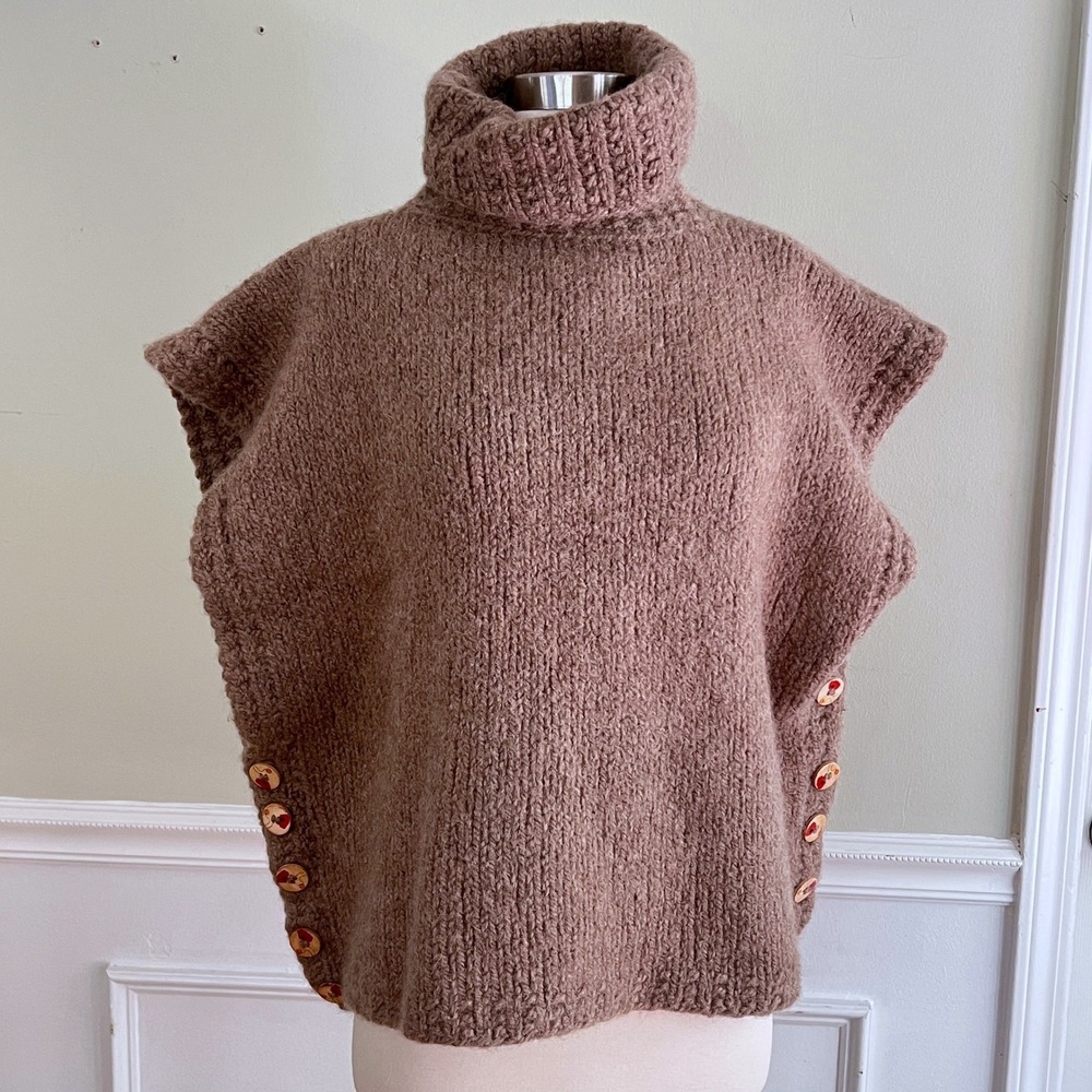 Lagenlook Poncho Sweater Vest Women One Size Chunky Knit Brown Side Button
